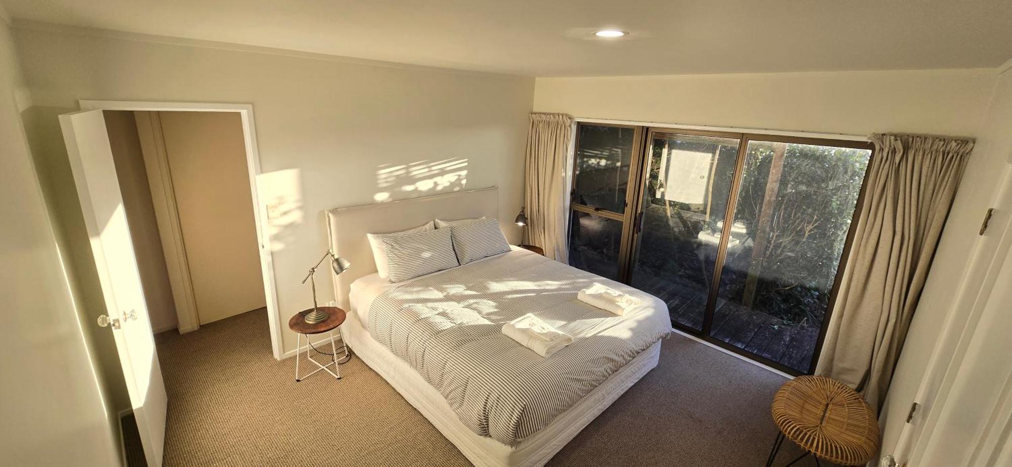 2 Bedroom Home, City And Sea Views 奥克兰 外观 照片