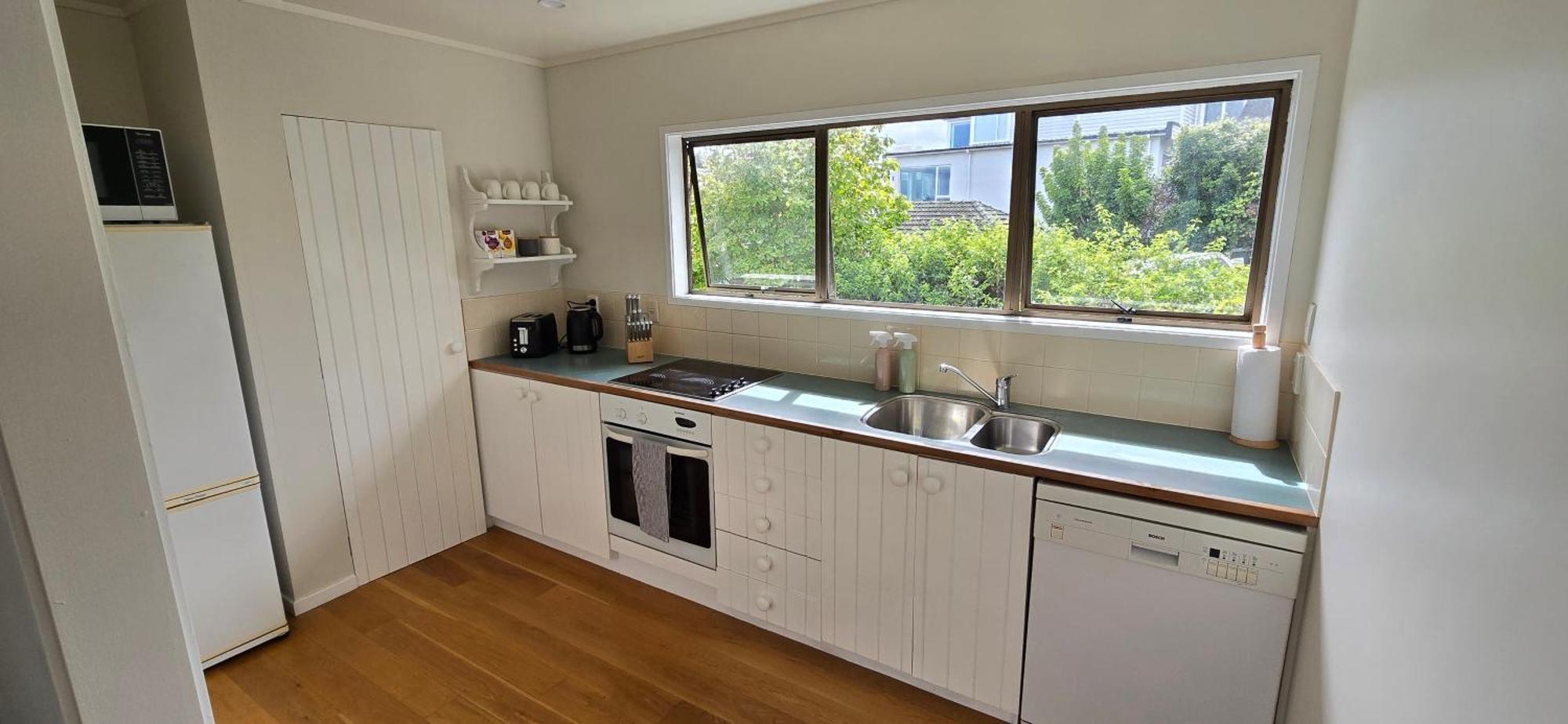 2 Bedroom Home, City And Sea Views 奥克兰 外观 照片