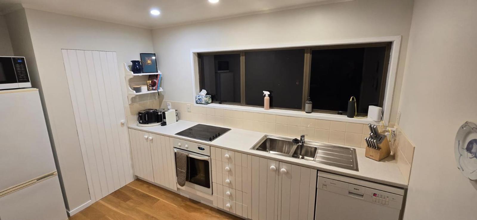 2 Bedroom Home, City And Sea Views 奥克兰 外观 照片
